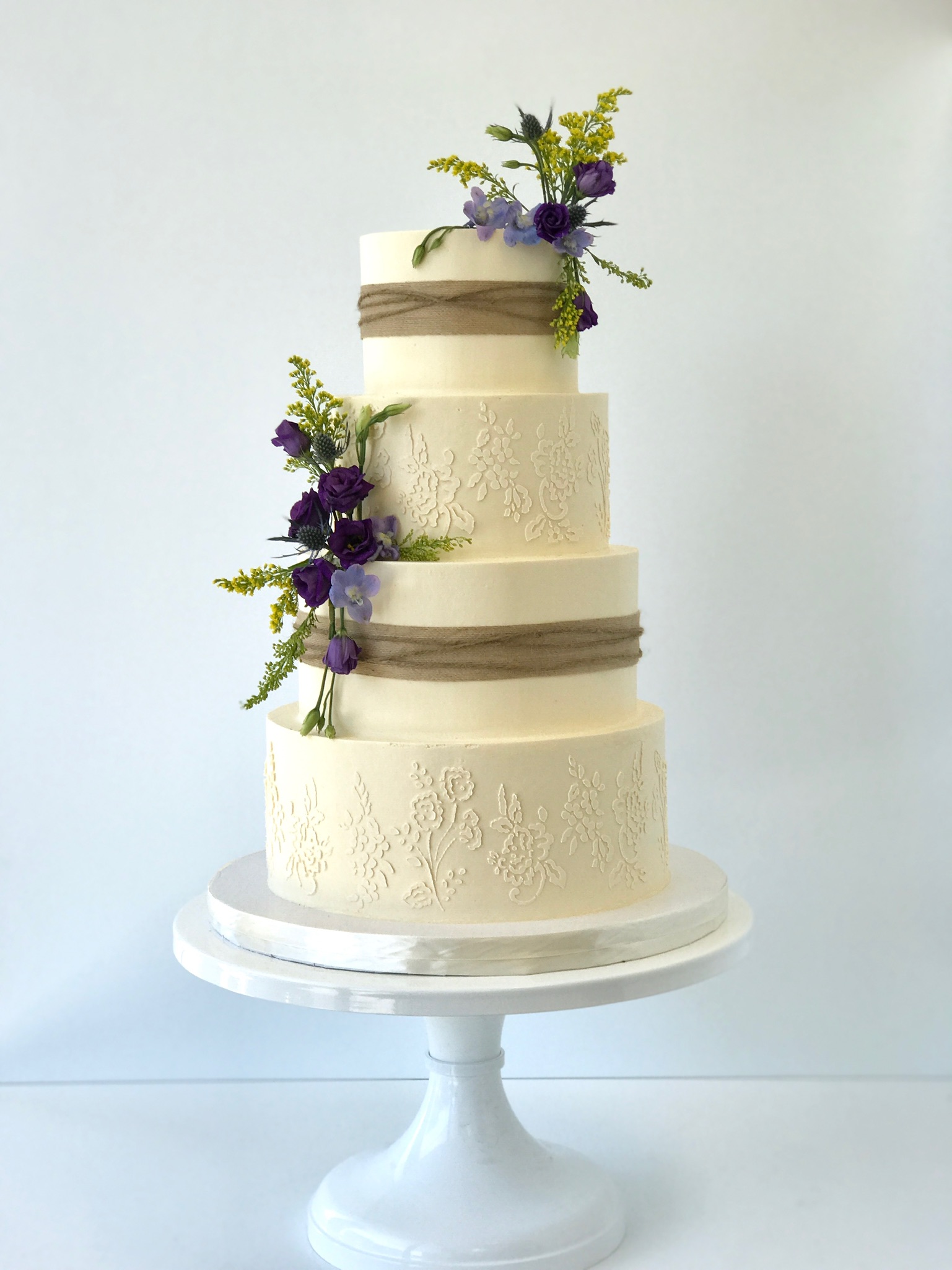 Wedding Cakes - Fluffy Thoughts Cakes